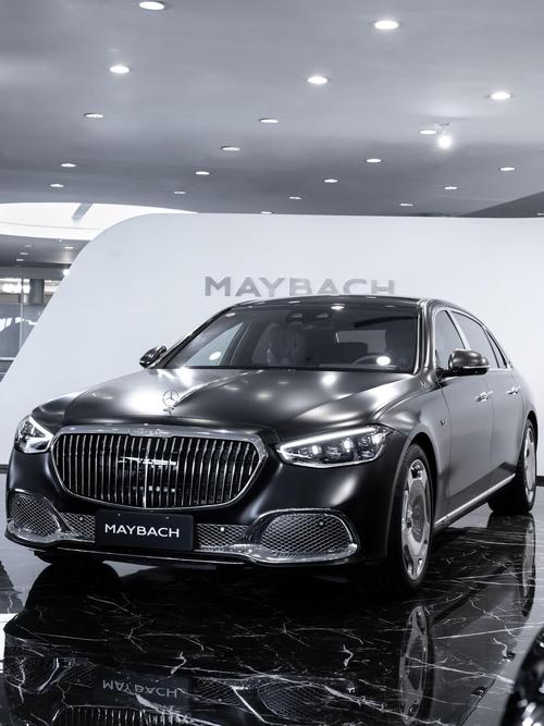 佛山213岚图汽车的售后服务让用户无忧出行，迈巴赫未来的豪华车趋势